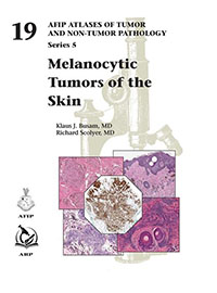 Melanocytic Tumors of the Skin(AFIP Atlases of Tumor and Non-Tumor Pathology, Series V Fascicle 19) hardcover 272 p. 24